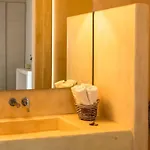Luxury White Villa W Private Pool In Mikonos 빌라 칼라파티스