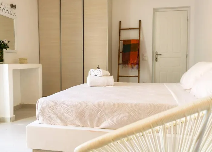 Luxury White Villa W Private Pool In Mikonos فيلة كالافاتيس